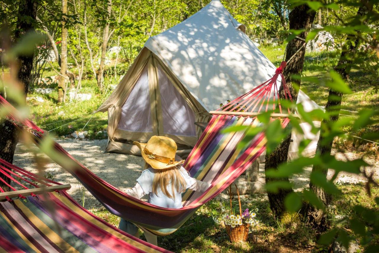 Robinson Accommodation Freedom Foli 외부 사진