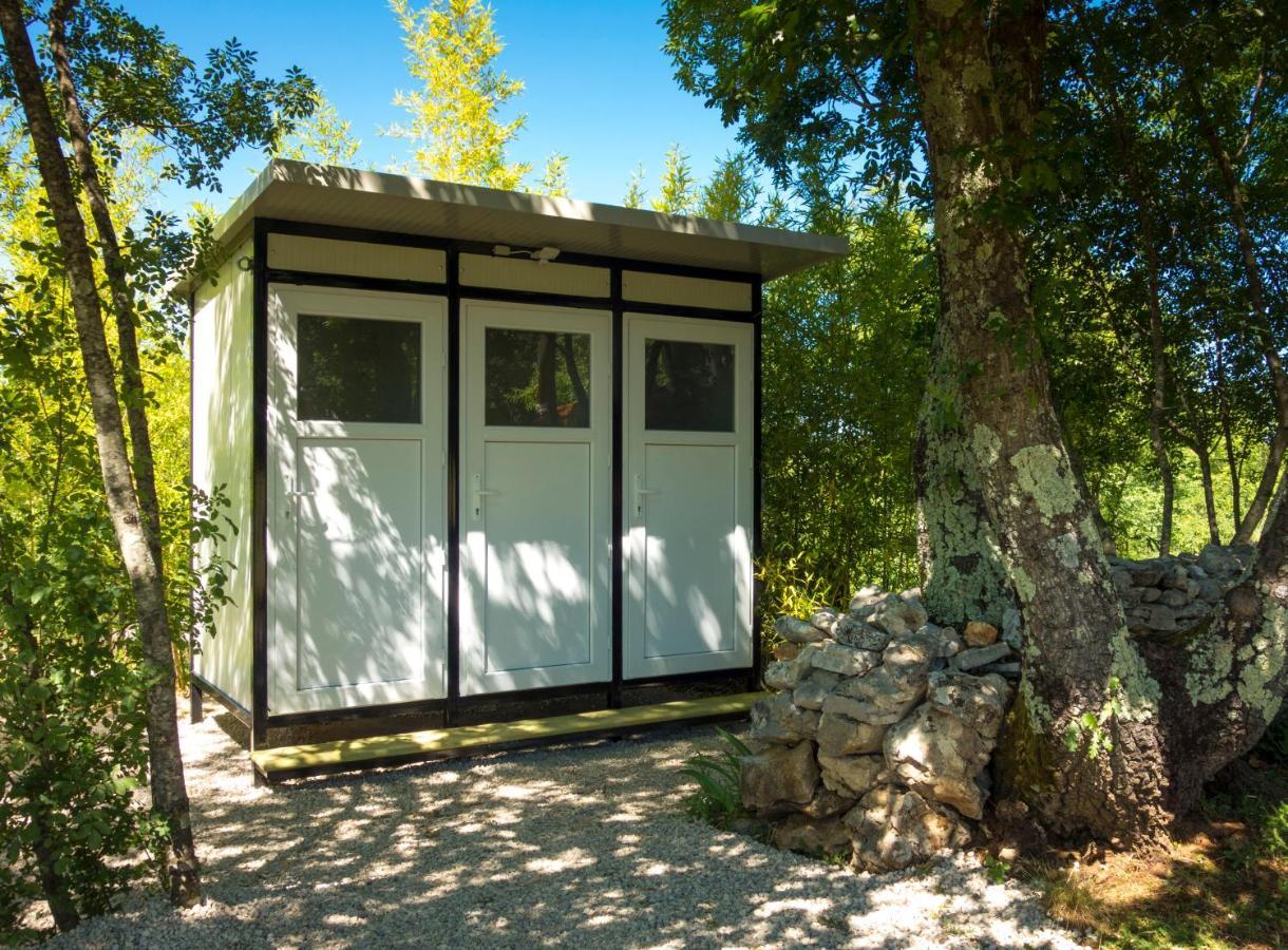 Robinson Accommodation Freedom Foli 외부 사진