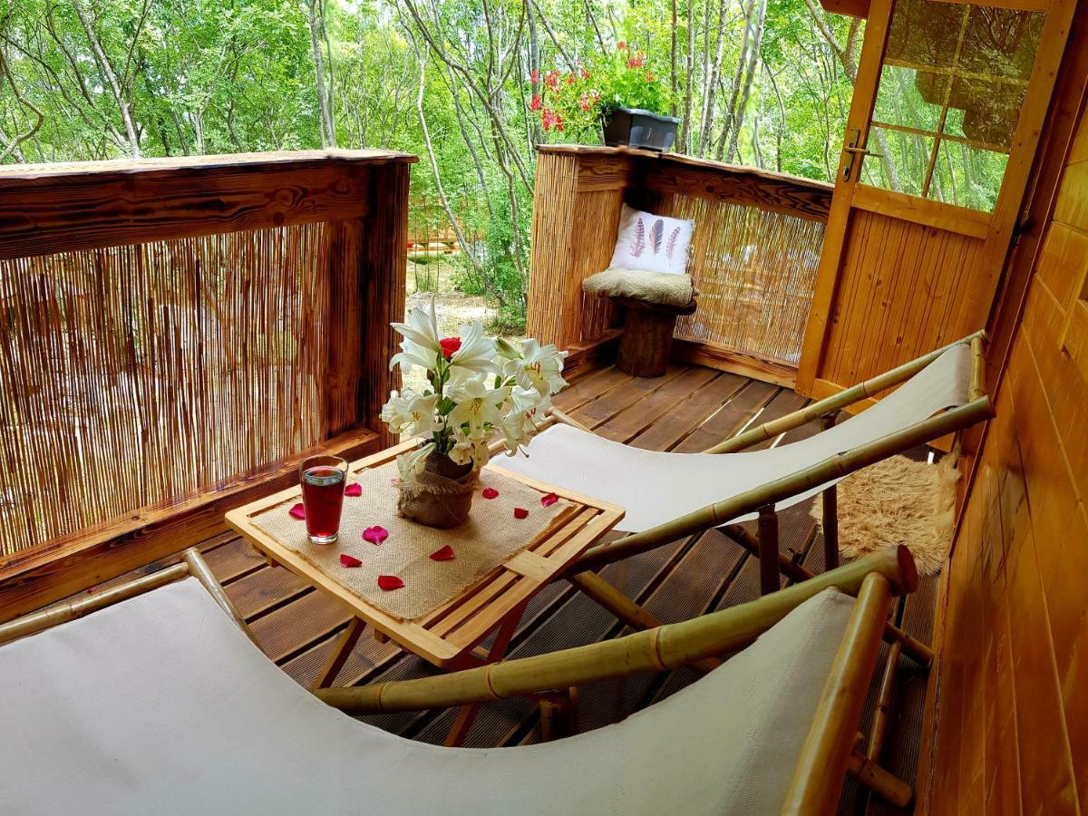 Robinson Accommodation Freedom Foli 외부 사진